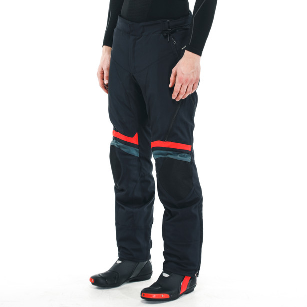 carve-master-3-gore-tex-pants-black-lava-red image number 2