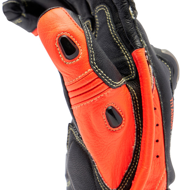 full-metal-7-gloves-black-red-fluo image number 8