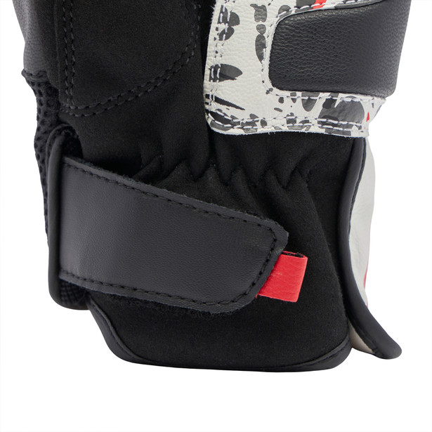 mig-3-unisex-leather-gloves-black-red-spray-white image number 6