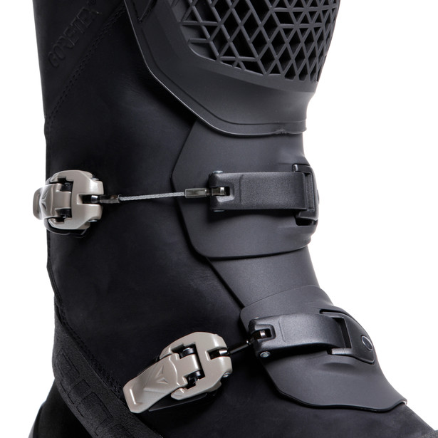 seeker-gore-tex-boots-black-black image number 5