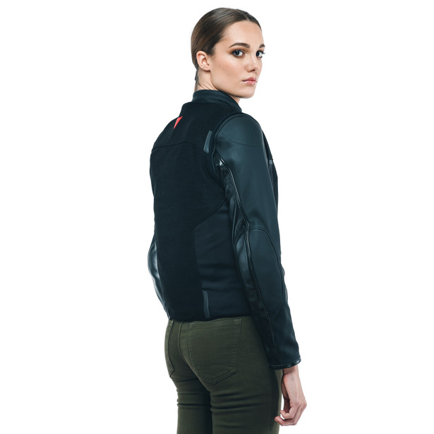 smart-jacket-lady-black image number 4